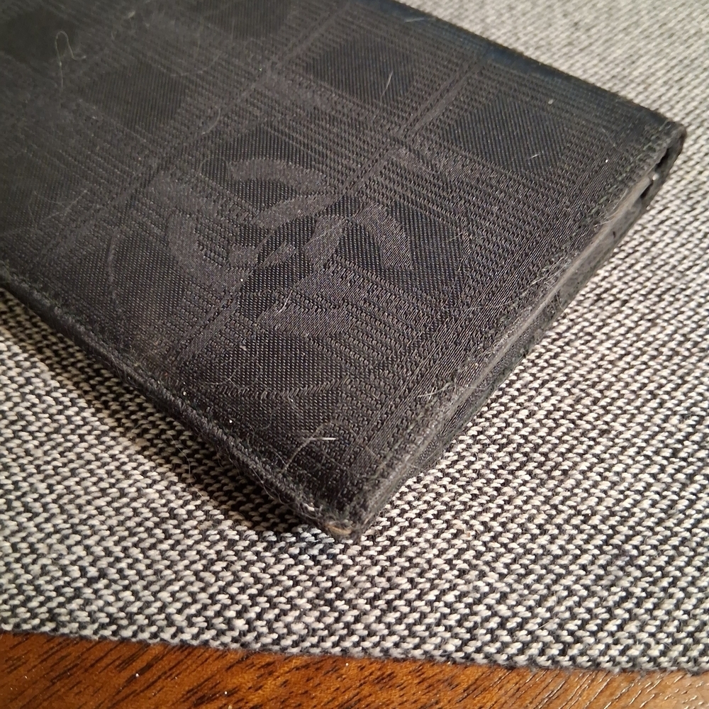 Black Designer Wallet - Picture 10 of 16